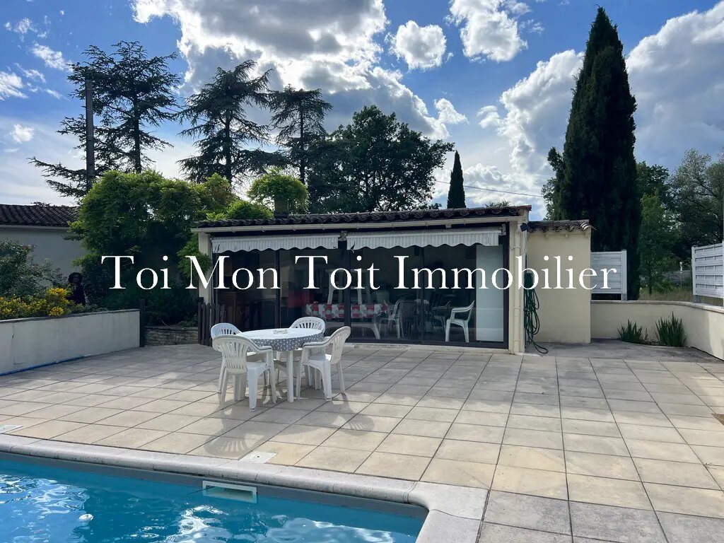 Maison à vendre, 242m², Sauve