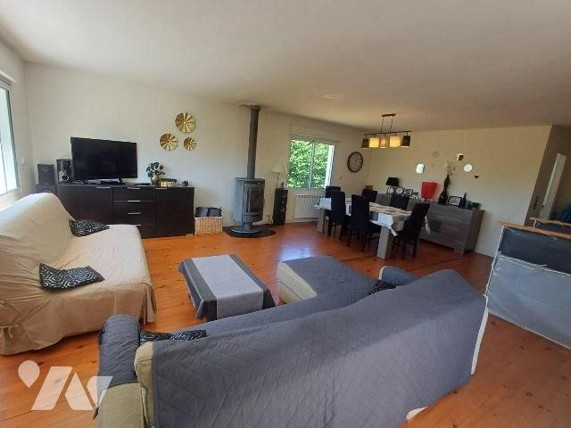 Maison à vendre, 146m², Plestin-les-Grèves