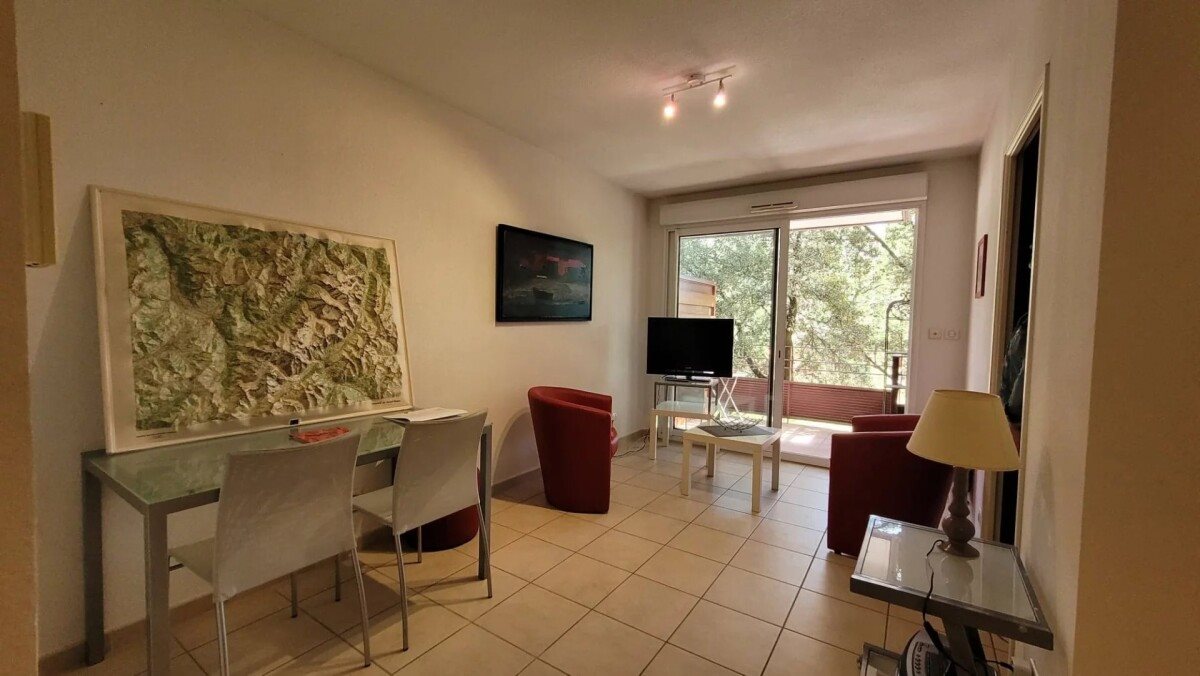 Appartement à louer, 34m², Uzès