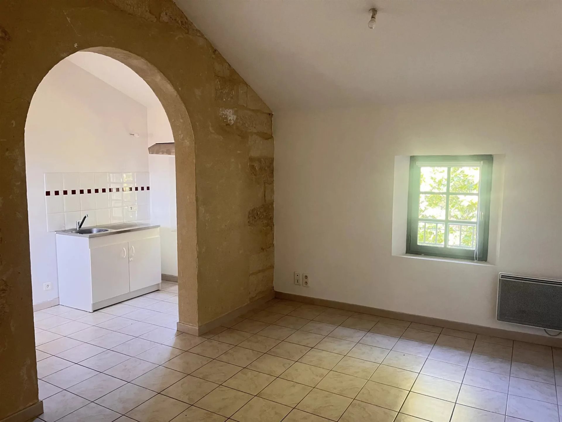 Appartement à louer, 33m², Uzès