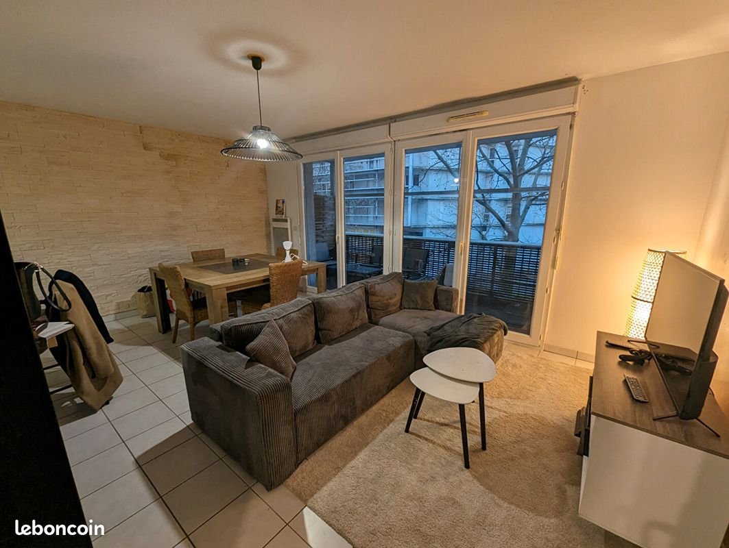 Appartement à louer, 46m², Bordeaux