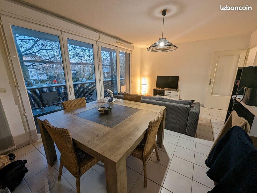 Appartement à louer, 46m², Bordeaux