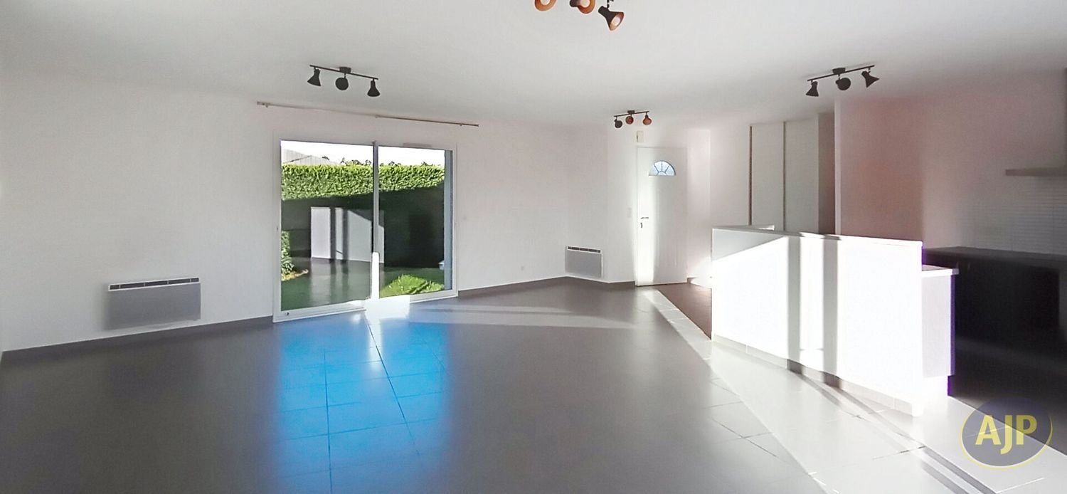 Maison à vendre, 107m², Arès