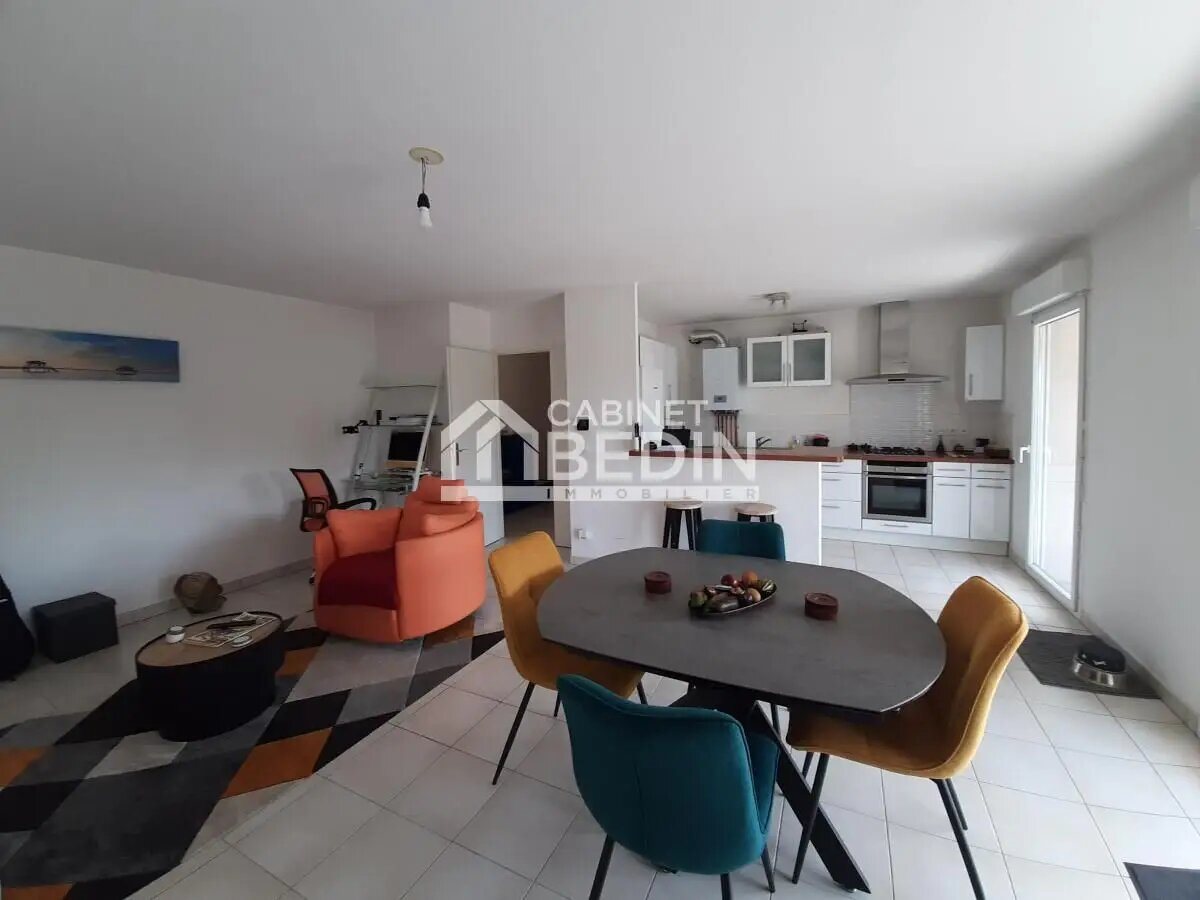 Appartement à louer, 69m², Saint-Médard-en-Jalles