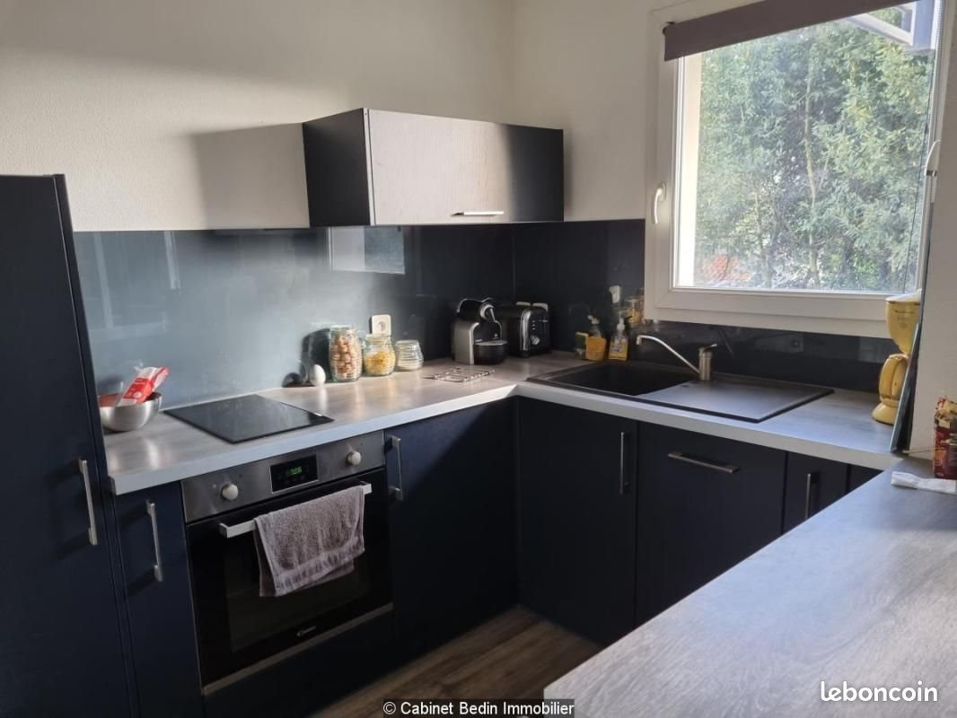 Appartement à louer, 45m², Cenon