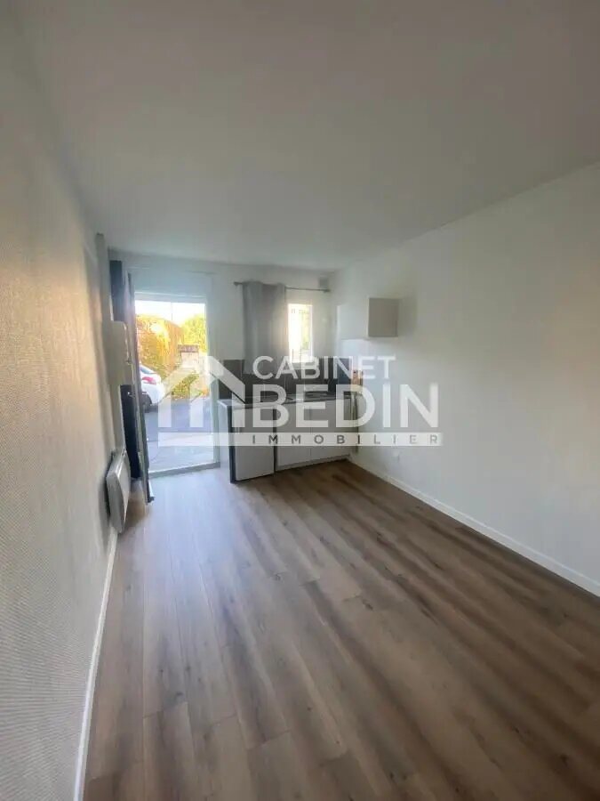 Appartement à louer, 17m², Pessac