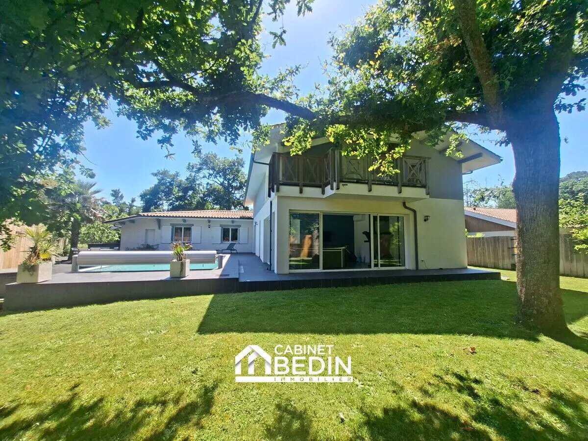 Maison à vendre, 265m², Arès