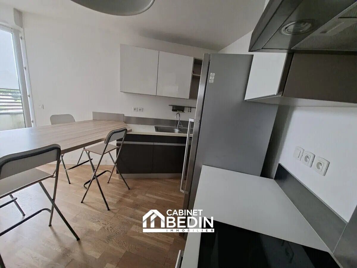 Appartement à louer, 52m², Talence