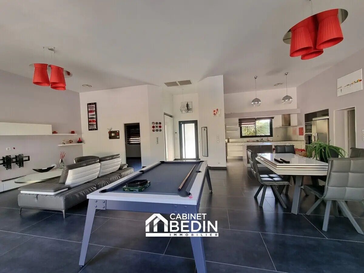 Maison à vendre, 218m², Castres-Gironde