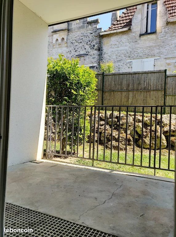 Appartement à louer, 40m², Bassens