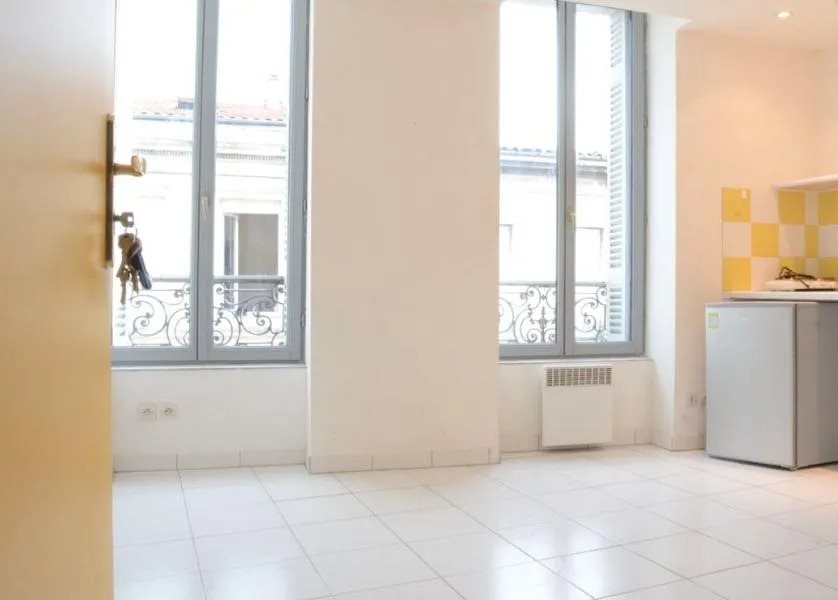 Appartement à louer, 16m², Bordeaux
