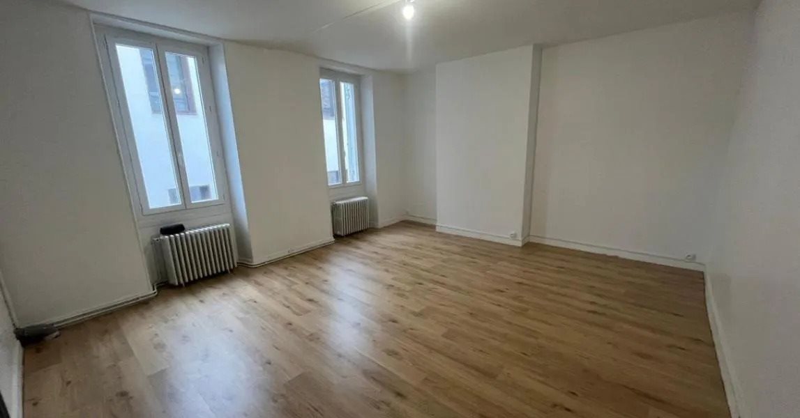 Appartement à louer, 98m², Blaye