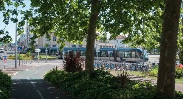 Appartement à louer, 73m², Talence