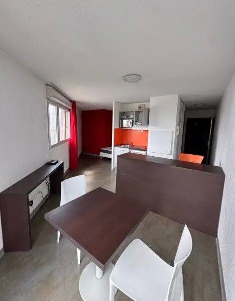 Appartement à louer, 27m², Talence