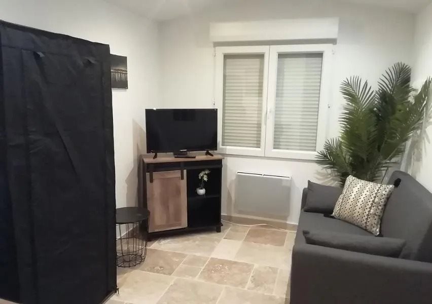 Appartement à louer, 1m², Saint-Caprais-de-Bordeaux