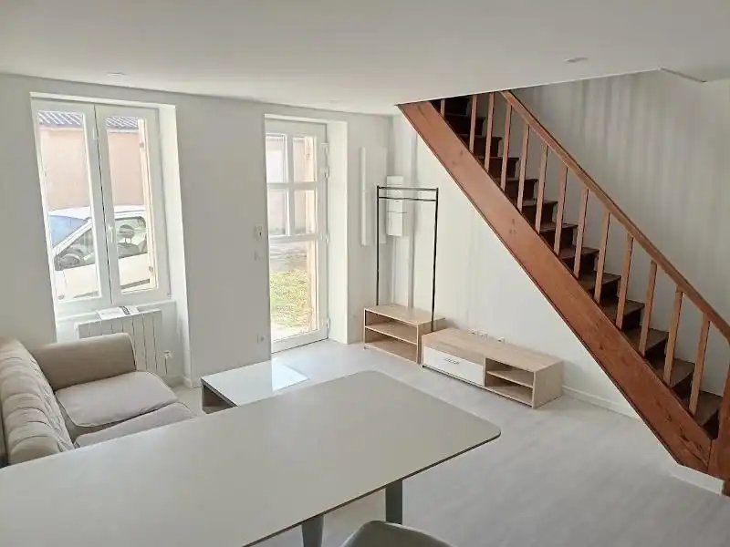 Appartement à louer, 42m², Blaye