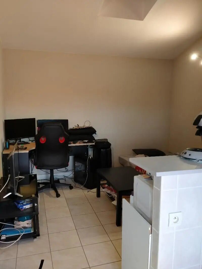 Appartement à louer, 1m², Talence