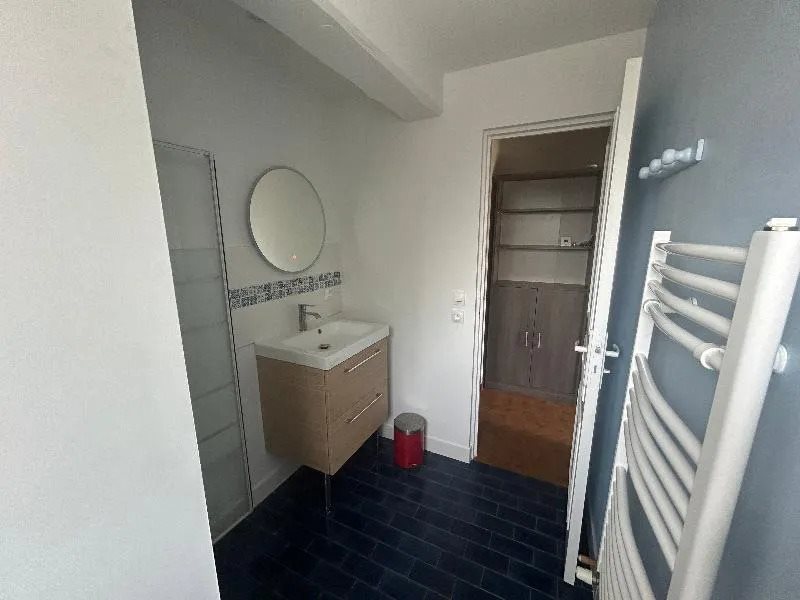 Maison à louer, 1m², Bègles