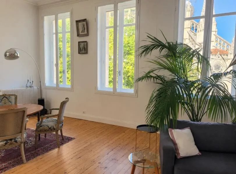 Appartement à louer, 97m², Bordeaux