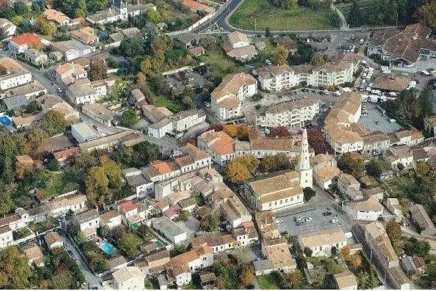 Appartement à louer, 45m², Blanquefort