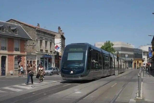 Appartement à louer, 65m², Bordeaux