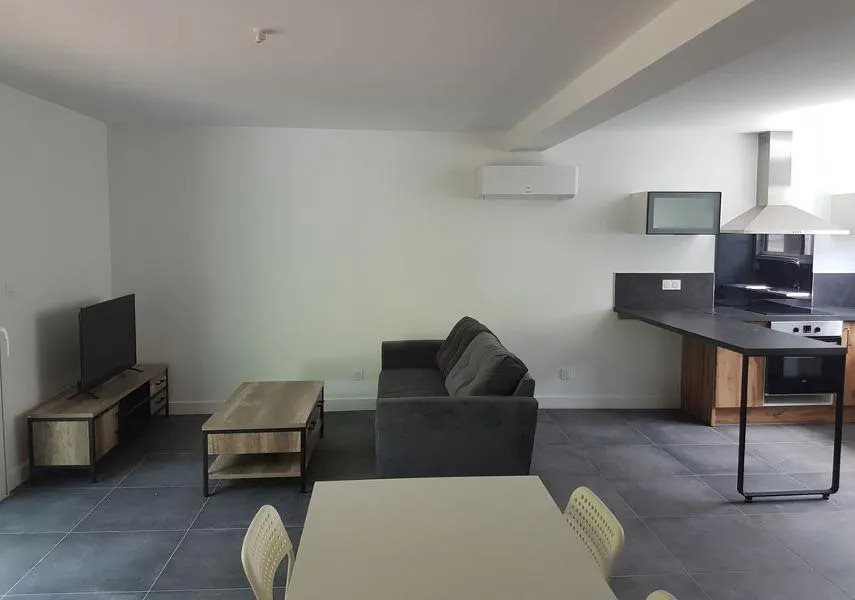 Maison à louer, 100m², Arès