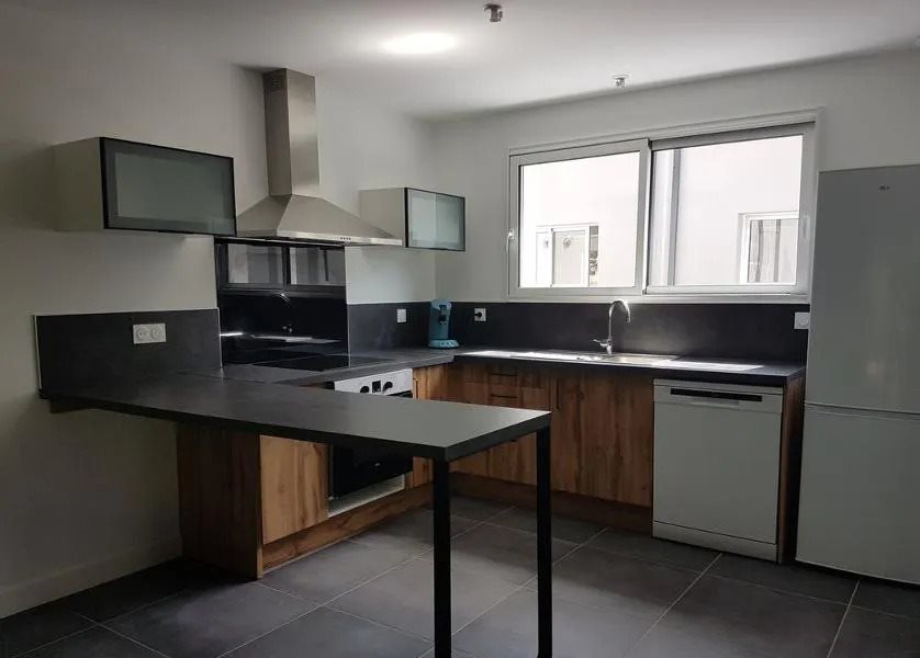 Maison à louer, 100m², Arès