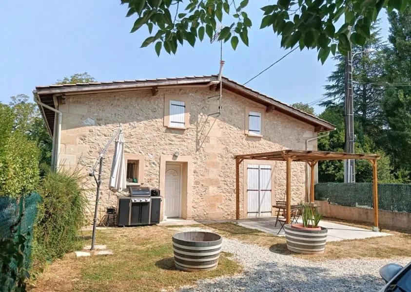 Maison à louer, 92m², Targon