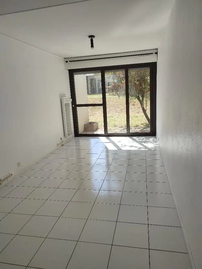 Appartement à louer, 24m², Pessac