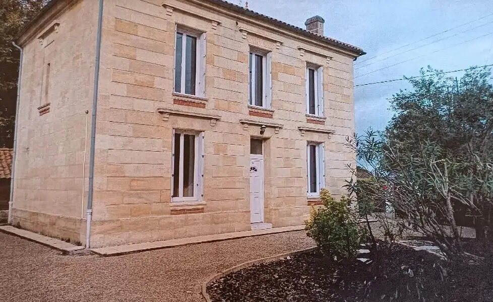 Maison à louer, 118m², Périssac
