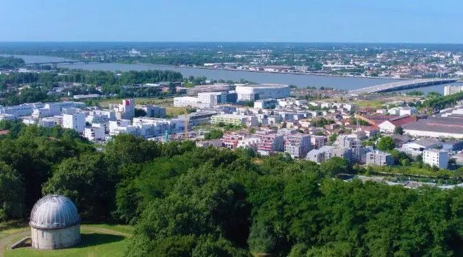 Appartement à louer, 120m², Floirac