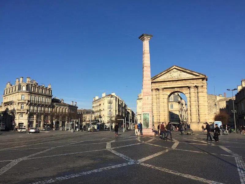 Appartement à louer, 65m², Bordeaux
