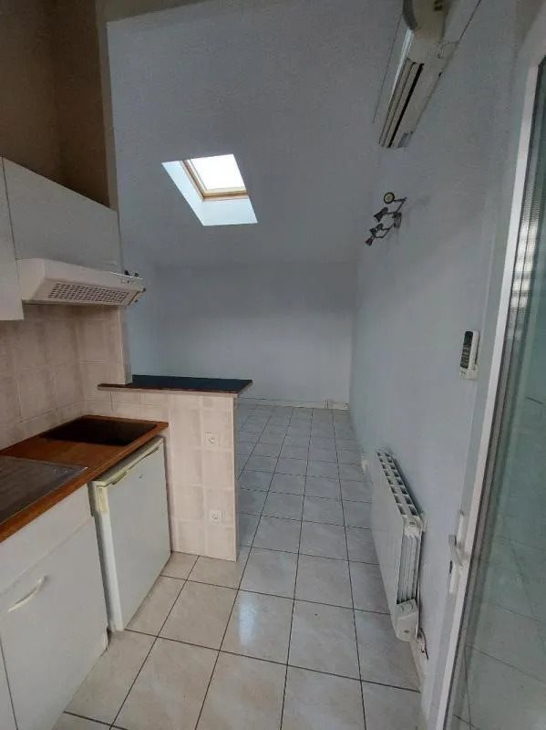 Appartement à louer, 15m², Talence