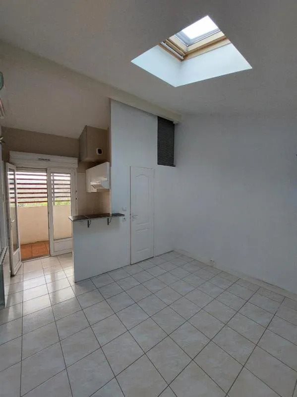 Appartement à louer, 15m², Talence