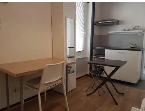 Appartement à louer, 1m², Bordeaux