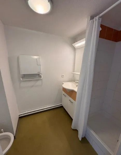 Appartement à louer, 27m², Talence