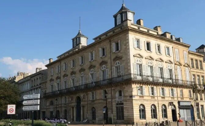 Appartement à louer, 45m², Bordeaux
