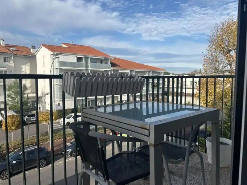Appartement à louer, 65m², Talence