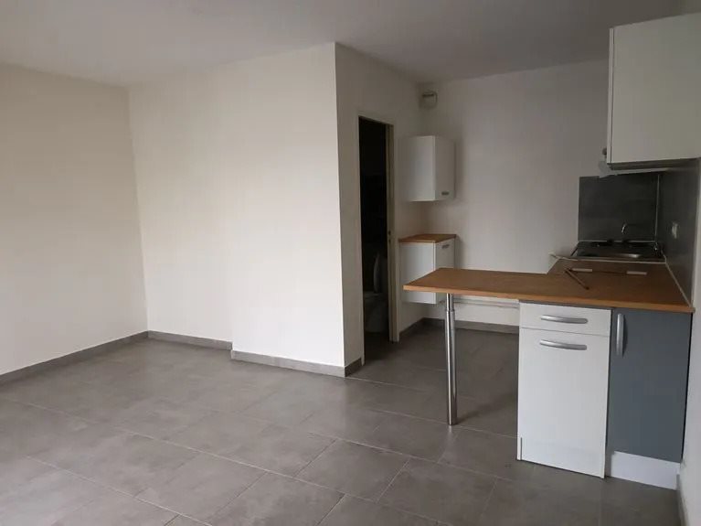 Appartement à louer, 25m², Pessac