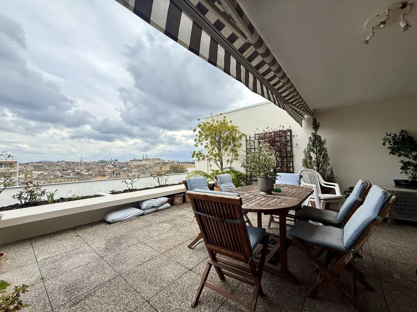 Appartement à vendre, 66m², Bordeaux