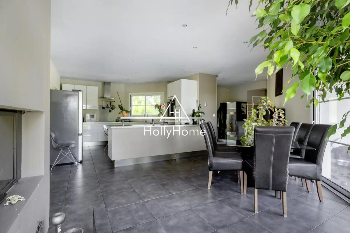 Maison à vendre, 230m², Carignan-de-Bordeaux