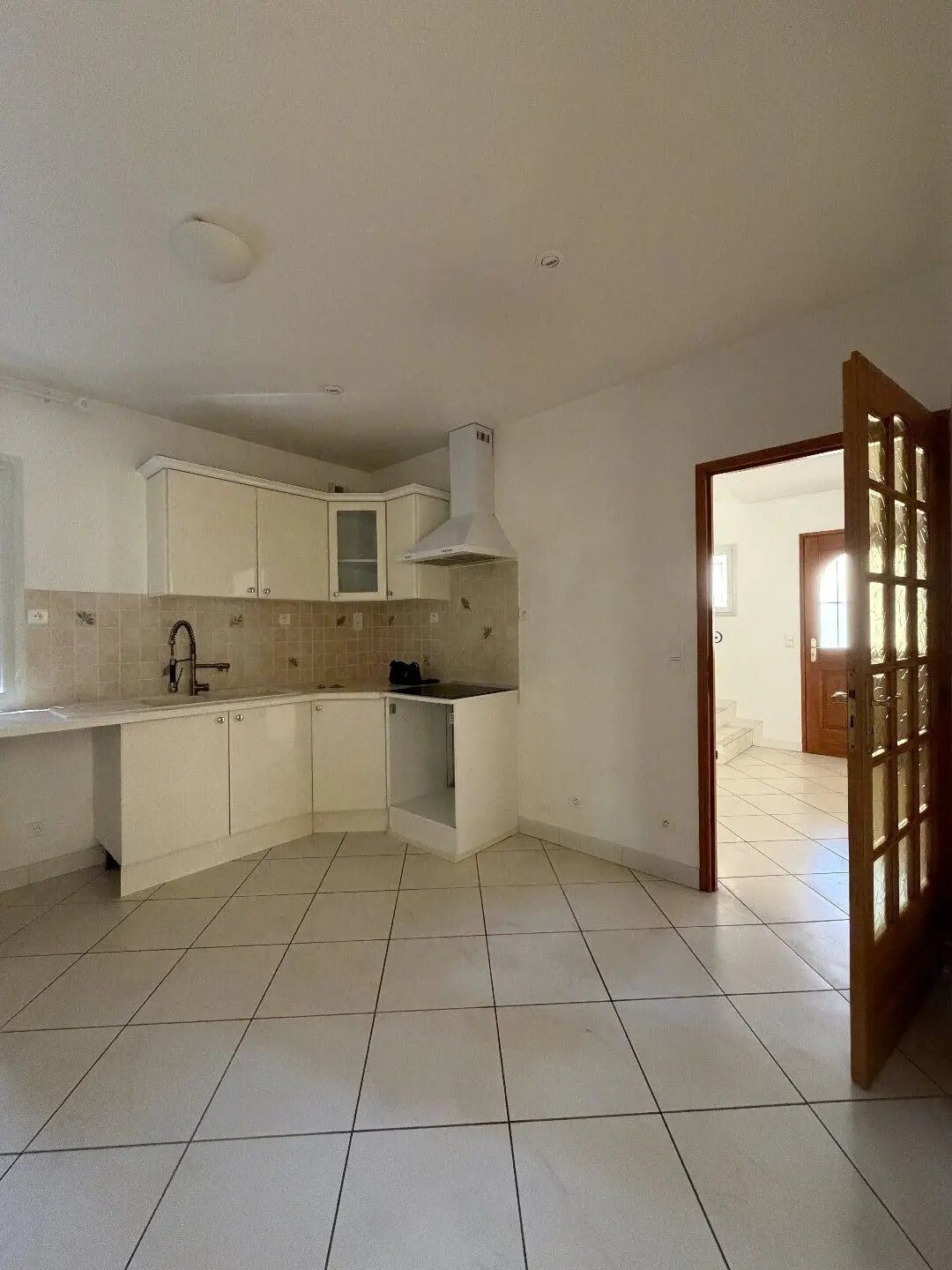 Maison à louer, 119m², Sussargues