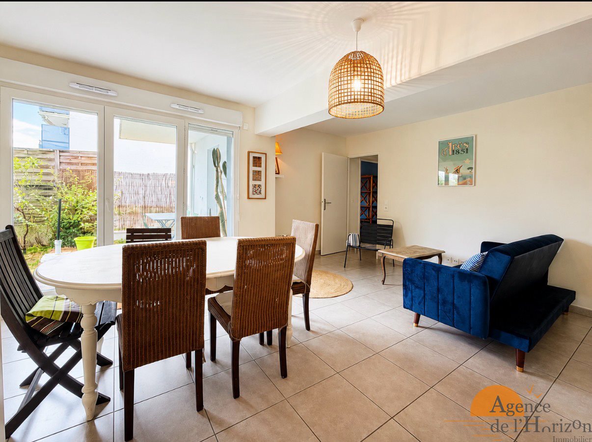 Appartement à louer, 61m², Arès