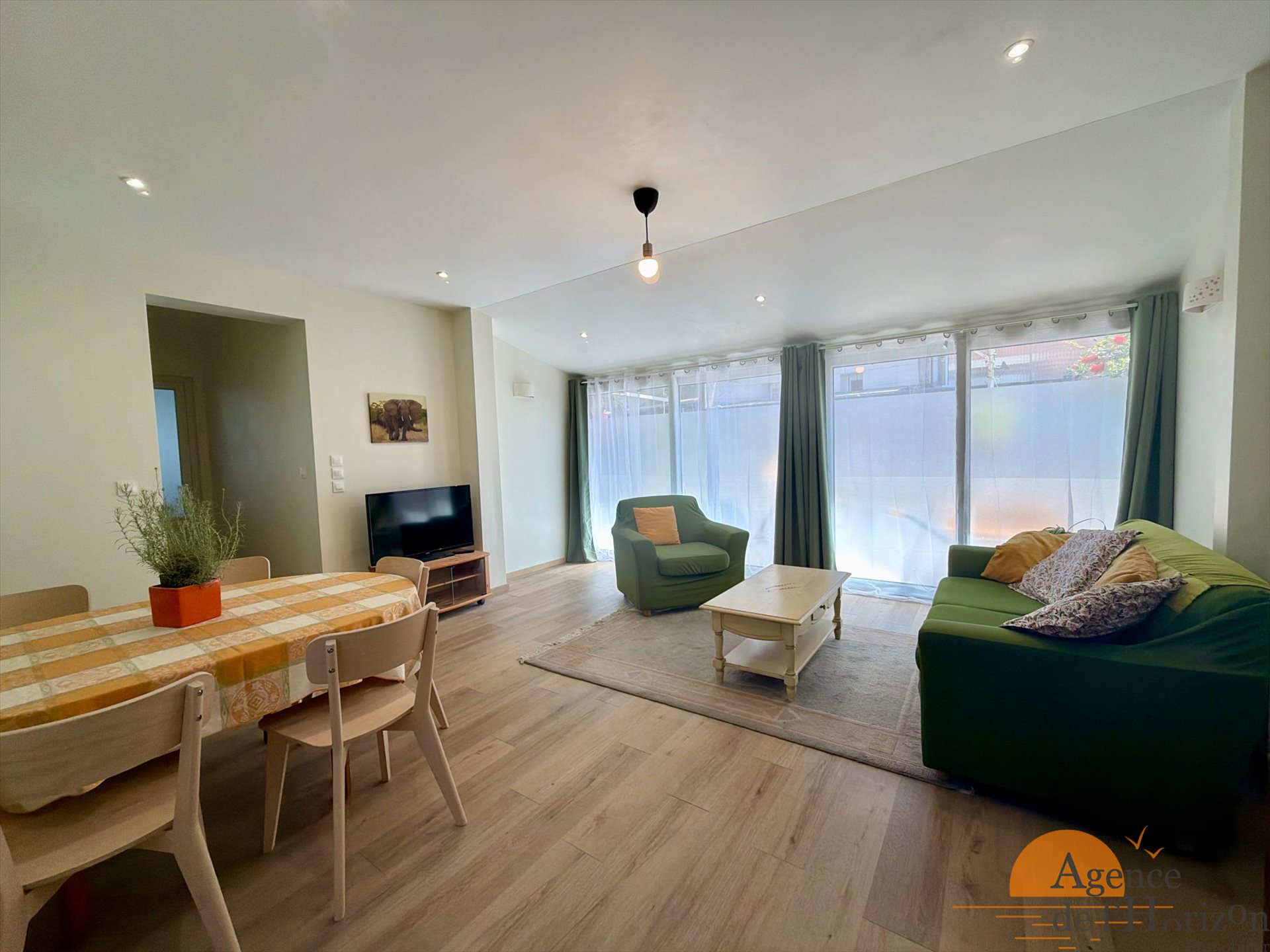 Maison à louer, 80m², Arès
