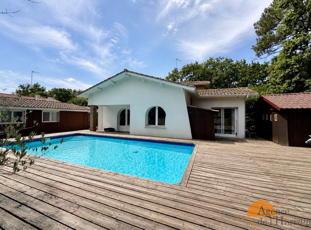 Maison à vendre, 230m², Arès