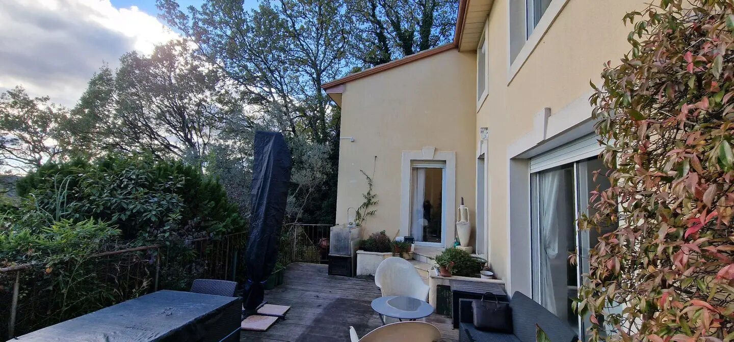 Maison à vendre, 235m², Vailhauquès