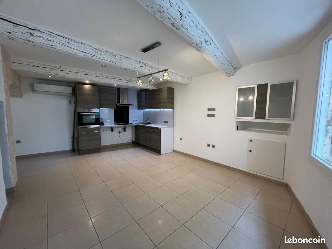 Maison à louer, 50m², Marsillargues