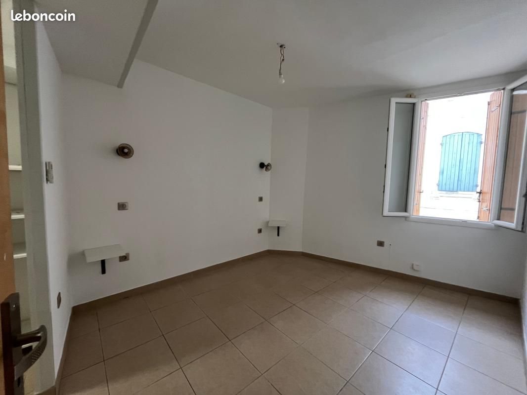 Maison à louer, 50m², Marsillargues