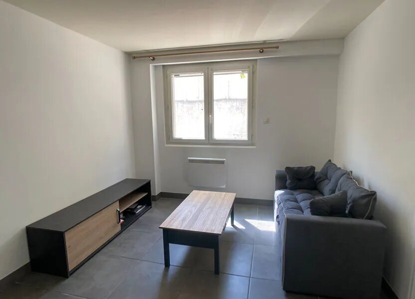 Appartement à louer, 29m², Nîmes