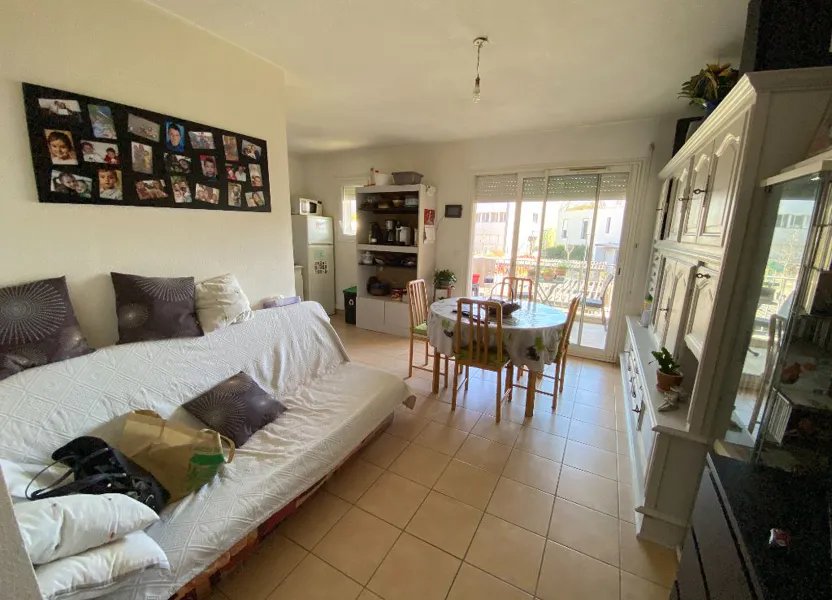 Appartement à louer, 41m², Lunel